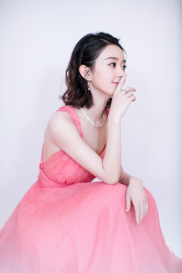 赵丽颖（Zhao Liying） - 知名于《花千骨》和《知否知否应是绿肥红瘦》等剧_知否知否赵丽颖造型_赵丽颖知否古装