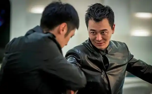 武打导演合作吴樾是谁_吴樾与武打导演的合作_武打导演合作吴樾的小说